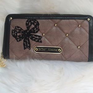 Betsey Johnson wallet